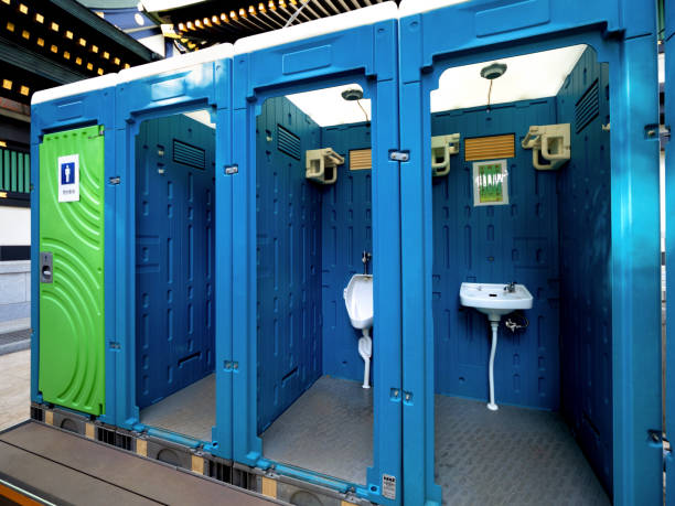 Best Portable restroom trailer rental  in Country Clu, FL