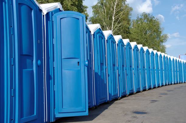 Best Portable bathroom rental  in Country Clu, FL